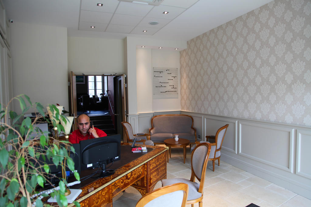 Hotel Vauban بُيزانكون المظهر الخارجي الصورة