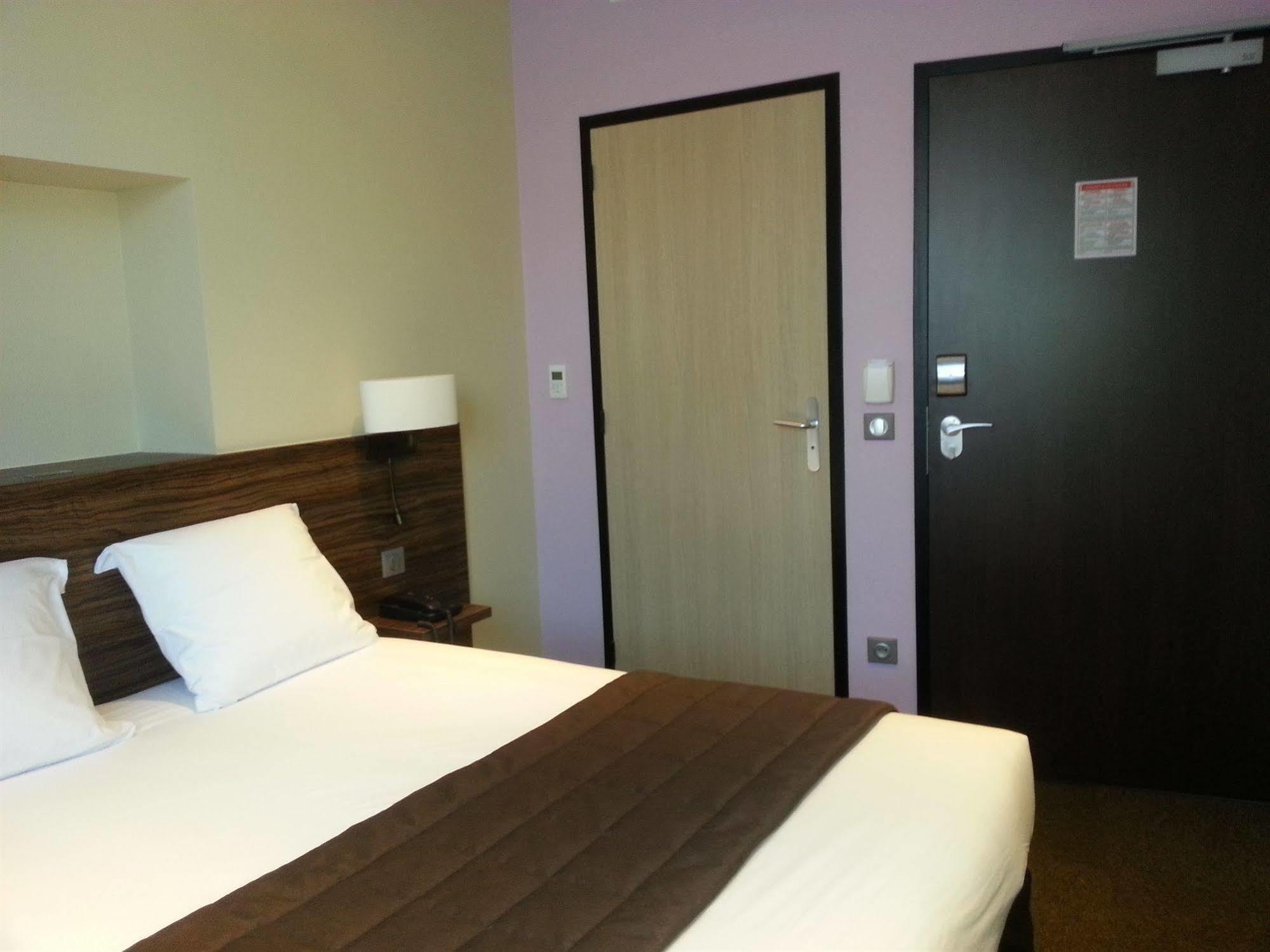 Hotel Vauban بُيزانكون المظهر الخارجي الصورة